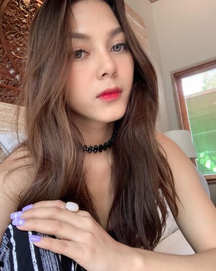 Sri Petaling escort girl